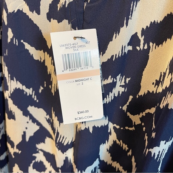 BCBGMaxazia Midnight Blue & Cream Abstract Print Full Length Silk Halter Dress - Picture 5 of 12